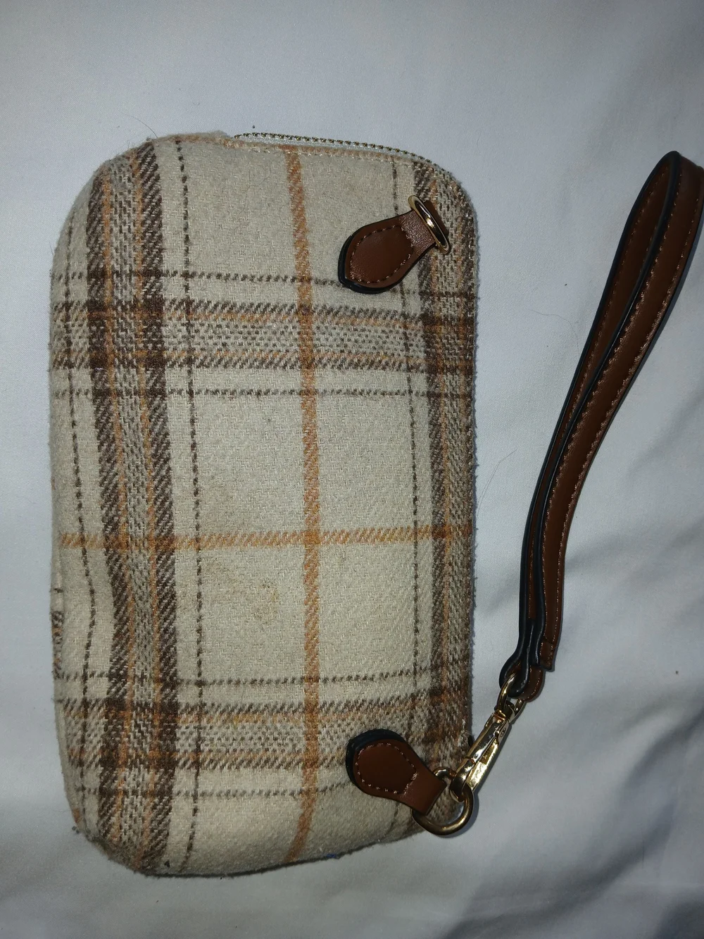 Jean & Co. Plaid Beige/Brown Zip-Around Wristlet Wallet w/ Strap, Credit Card